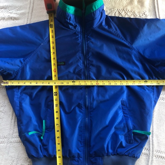 Handsome, royal blue large men’s Columbia jacket with black fleece lining. - Picture 4 of 10